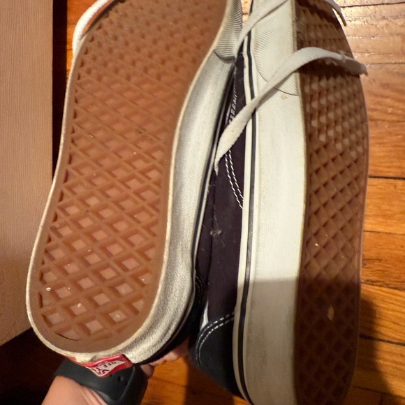 Vans Classic Black and White Lace-Up Shoes - Picture 2 of 4